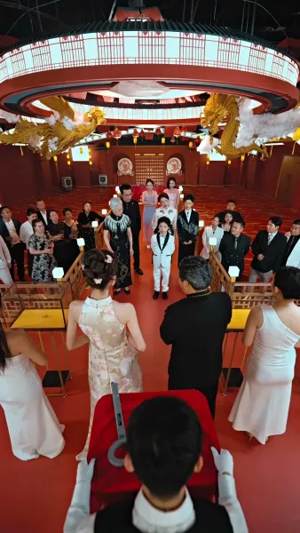 องค์รัชทายาทกลับชาติมาเกิด