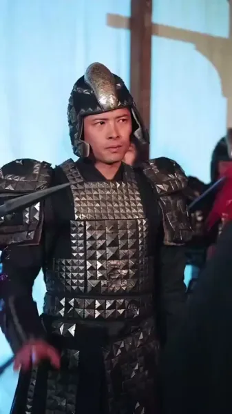 แผนการใต้ผ้าไหม