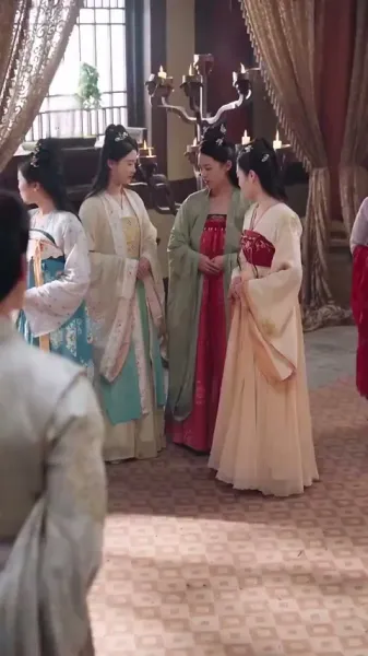 แผนการใต้ผ้าไหม