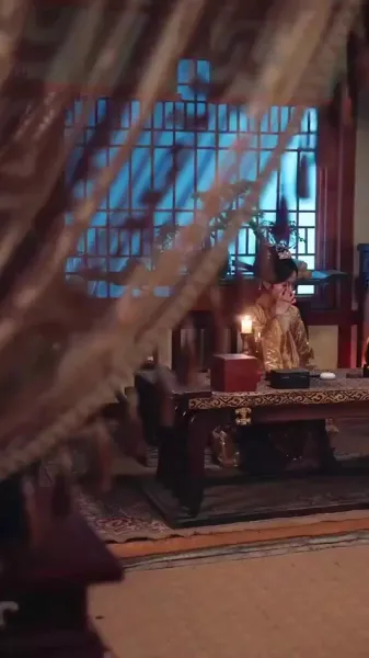 แผนการใต้ผ้าไหม