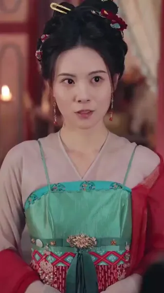 แผนการใต้ผ้าไหม