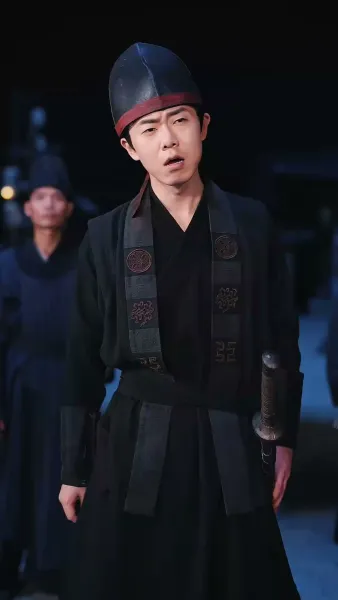 ผัวที่ลักพามา กลับเป็นอ๋องชาย