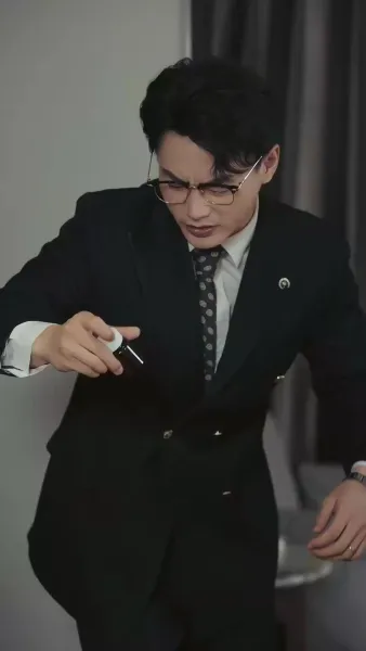 ผู้สรรพสถิตเงียบๆ ทุกอย่างทราบทุกอย่าง