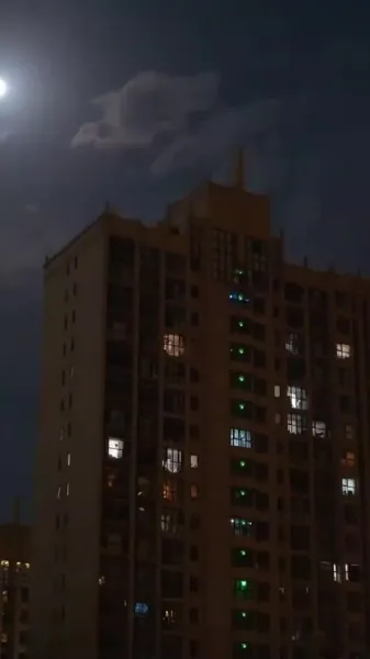 ไฟกลางวัน