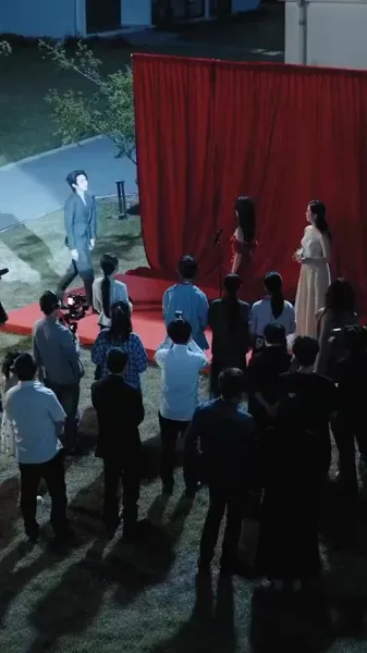 ไฟกลางวัน