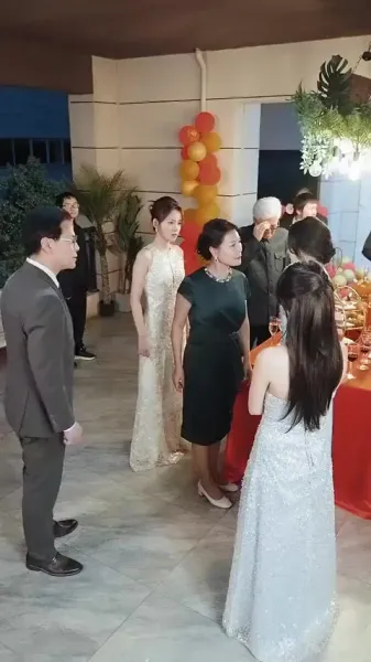 ไฟกลางวัน