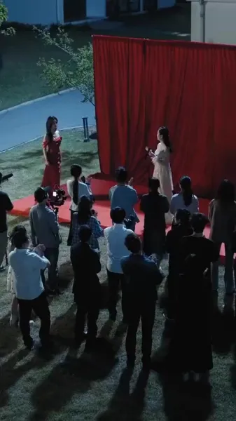 ไฟกลางวัน