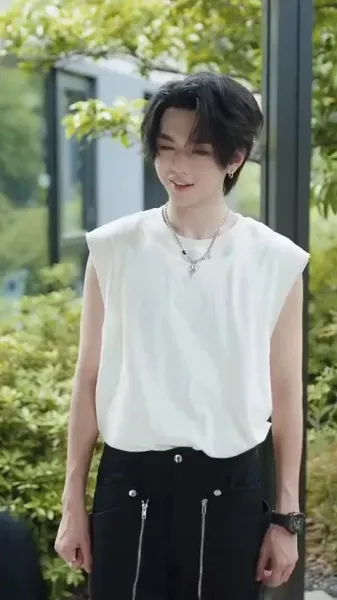 ไฟกลางวัน