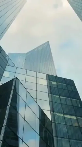 ไฟกลางวัน