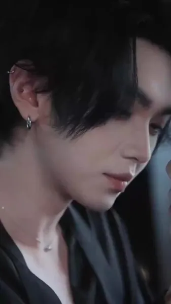 ไฟกลางวัน