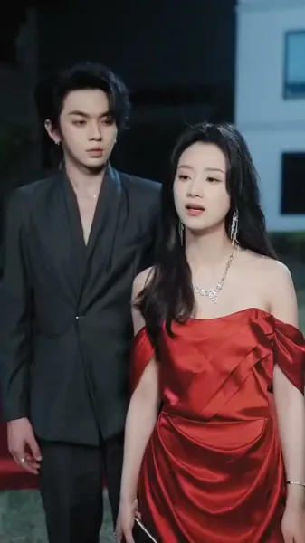 ไฟกลางวัน