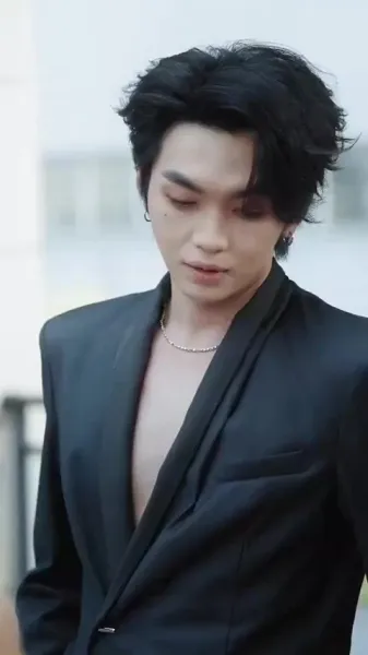 ไฟกลางวัน