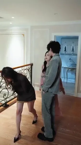 ไฟกลางวัน