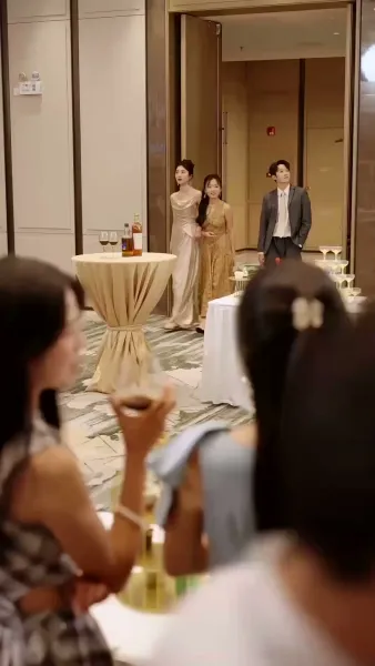 ดอกไม้สีเถ้า