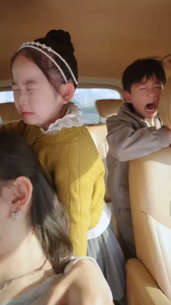 ลูกมาก่อน รักค่อยมา