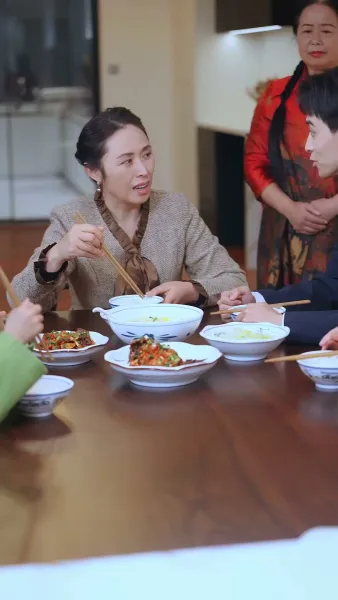 ลูกมาก่อน รักค่อยมา