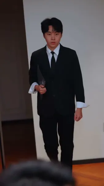 ลูกมาก่อน รักค่อยมา