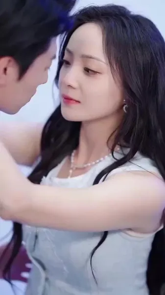 แดนมู่สอนฉันให้ปราบวายร้ายจอมหวาดระแวง