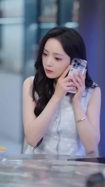 แดนมู่สอนฉันให้ปราบวายร้ายจอมหวาดระแวง