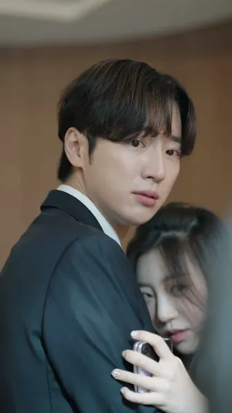 เกมรักทายาทลวง