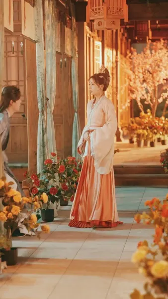 บุพเพใต้เงาบุปผา