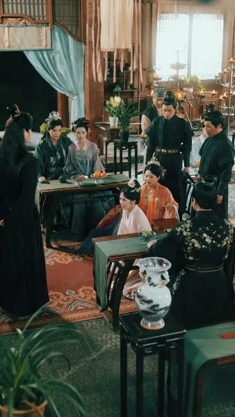 บุพเพใต้เงาบุปผา