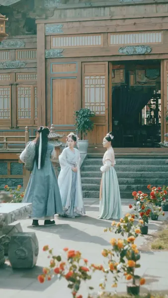 บุพเพใต้เงาบุปผา