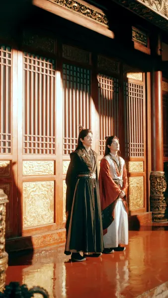 บุพเพใต้เงาบุปผา