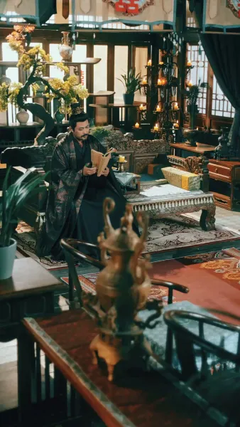 บุพเพใต้เงาบุปผา