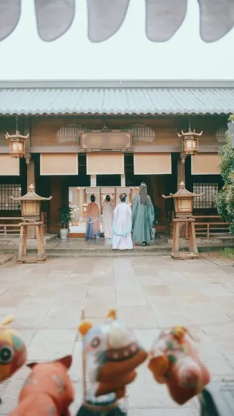 บุพเพใต้เงาบุปผา