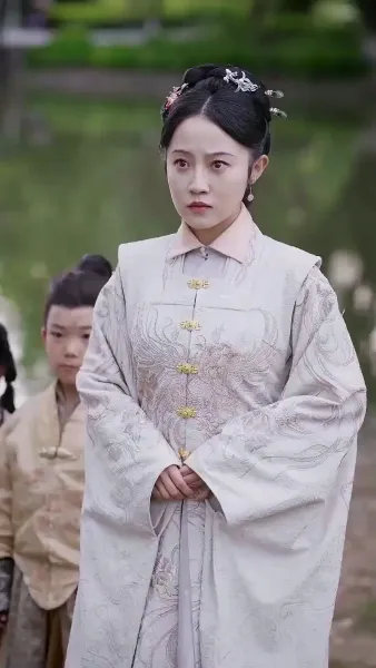 ท่านแม่เกิดใหม่ไฉไลกว่าเดิม