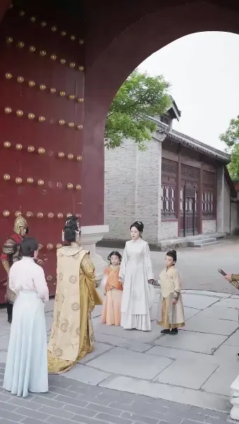 ท่านแม่เกิดใหม่ไฉไลกว่าเดิม