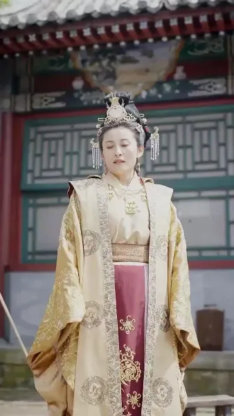 ท่านแม่เกิดใหม่ไฉไลกว่าเดิม