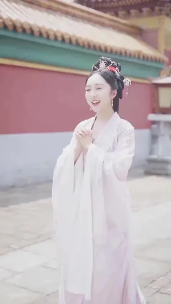 ท่านแม่เกิดใหม่ไฉไลกว่าเดิม