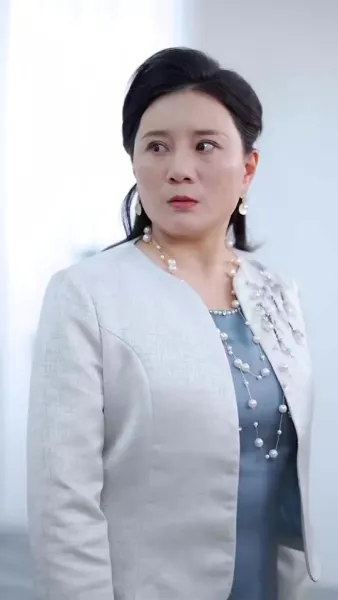 แสร้งอ่อนแอ แตะชัยใหญ่