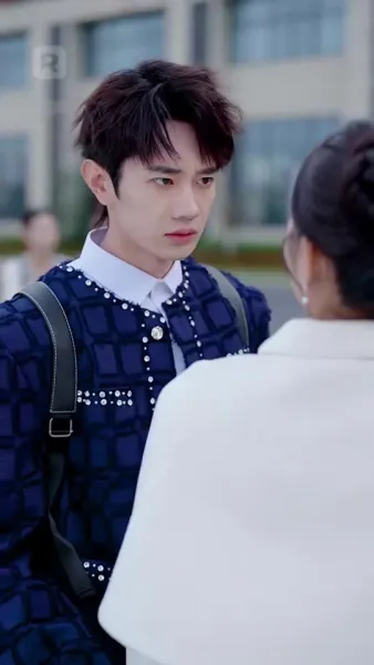 แสร้งอ่อนแอ แตะชัยใหญ่