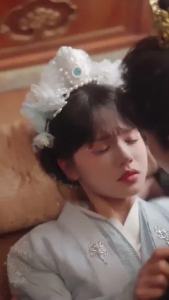 ในอ้อมกอดของข้า（ฉบับพากย์ ）