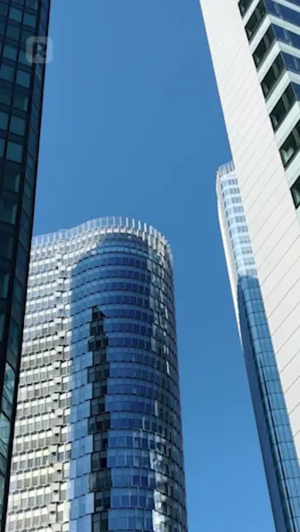 ผูกรักชายคาเดียวกัน