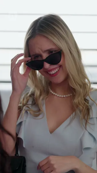 ผูกรักชายคาเดียวกัน