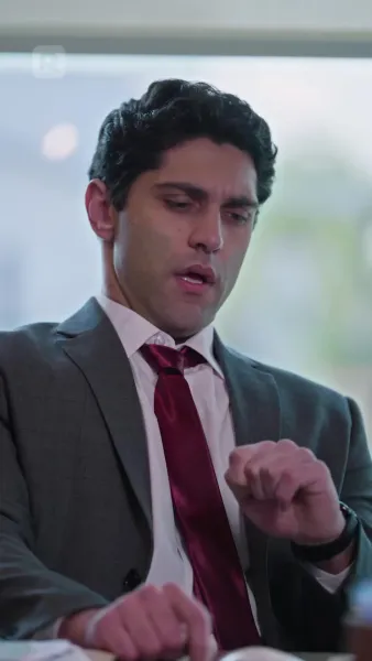 ผูกรักชายคาเดียวกัน