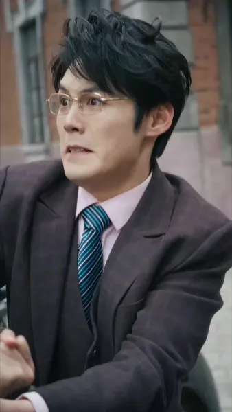 สมรสลวงกับนายพล