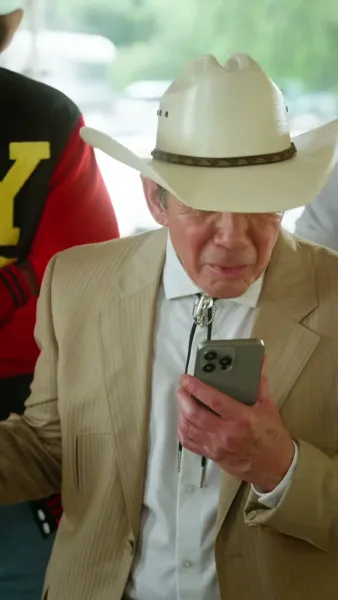 อำไพศิลา: ราชาแห่งอัครเทวา