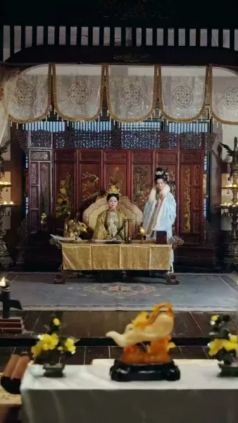 คืนวังหงส์คู่