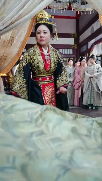 คืนวังหงส์คู่