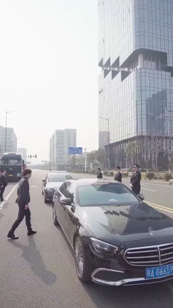 ห้าทายาทแสบกับหม่ามี้สุดแกร่ง