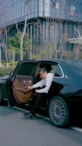 ห้าทายาทแสบกับหม่ามี้สุดแกร่ง