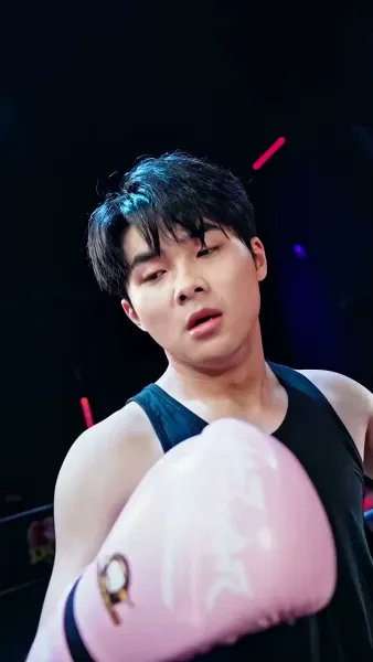 นักชกหมัดเหล็ก