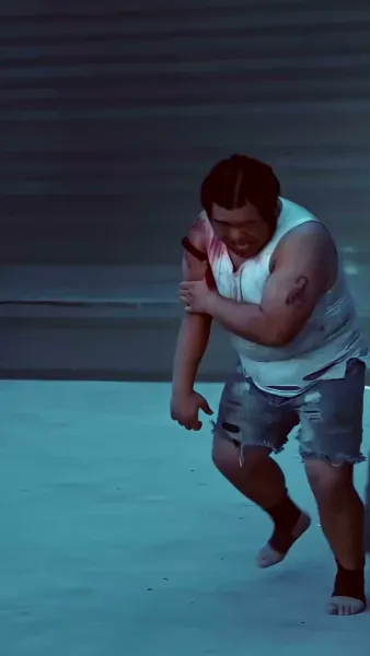 นักชกหมัดเหล็ก