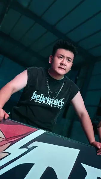 นักชกหมัดเหล็ก