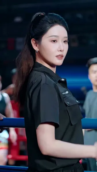 นักชกหมัดเหล็ก